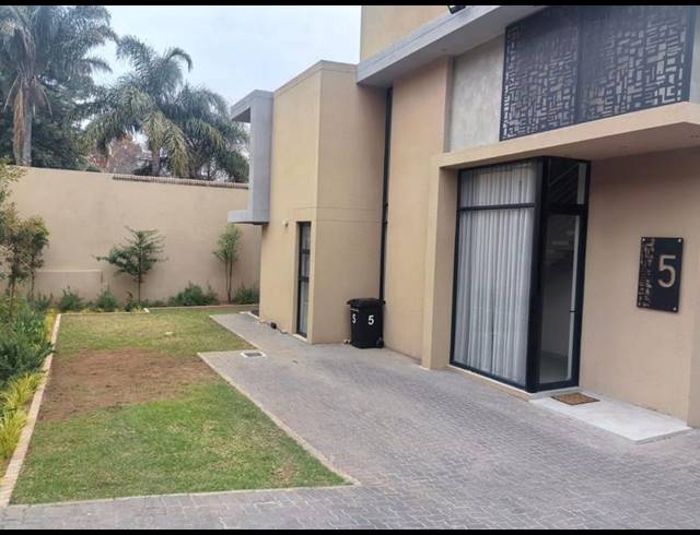 3 BEDROOM PROPERTY TO RENT IN HOUGHTON ESTATE
